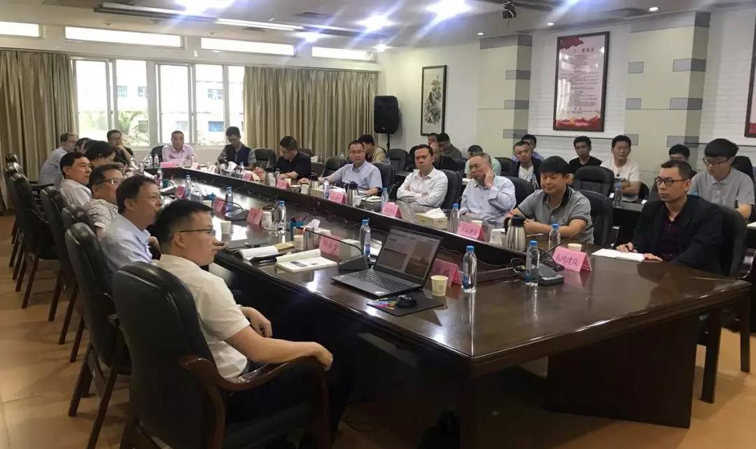 龙8国际电子平台承办装配式修建的生长与实践钻研会